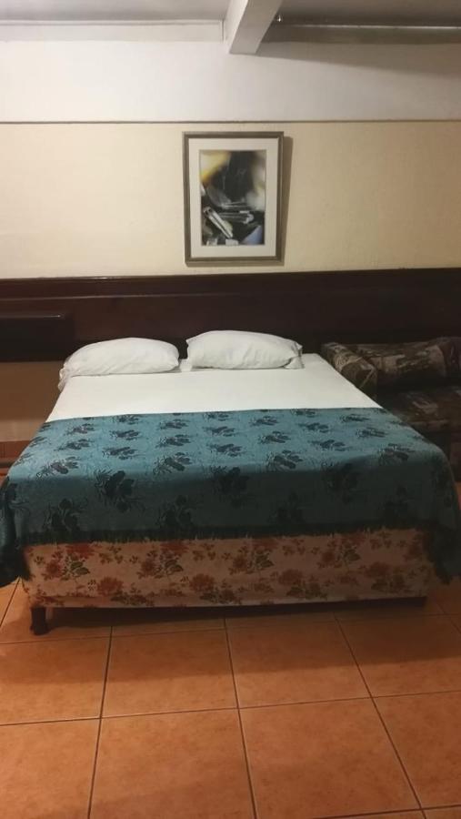 Carnetta'S House Otel Maraval Dış mekan fotoğraf